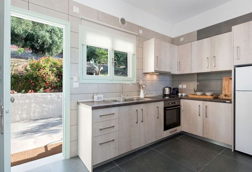 Reana Elegant Apartments By Konnect, Barbati