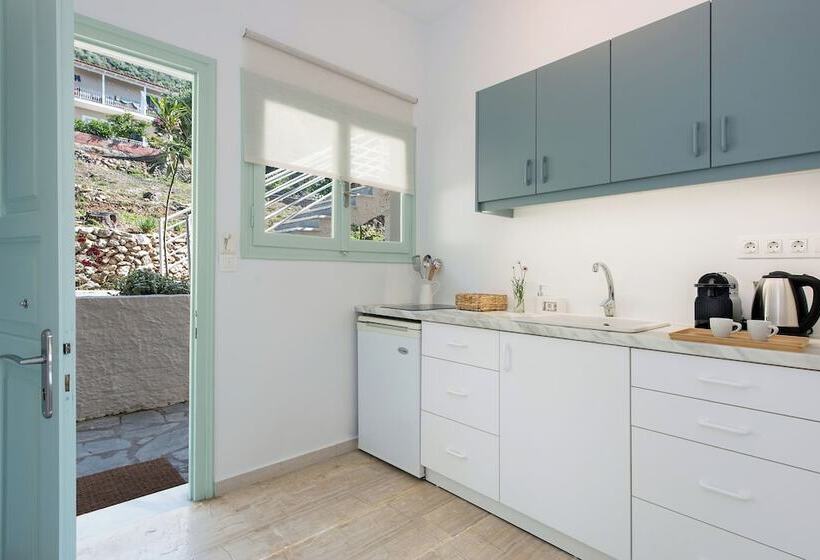 Reana Elegant Apartments By Konnect, Barbati