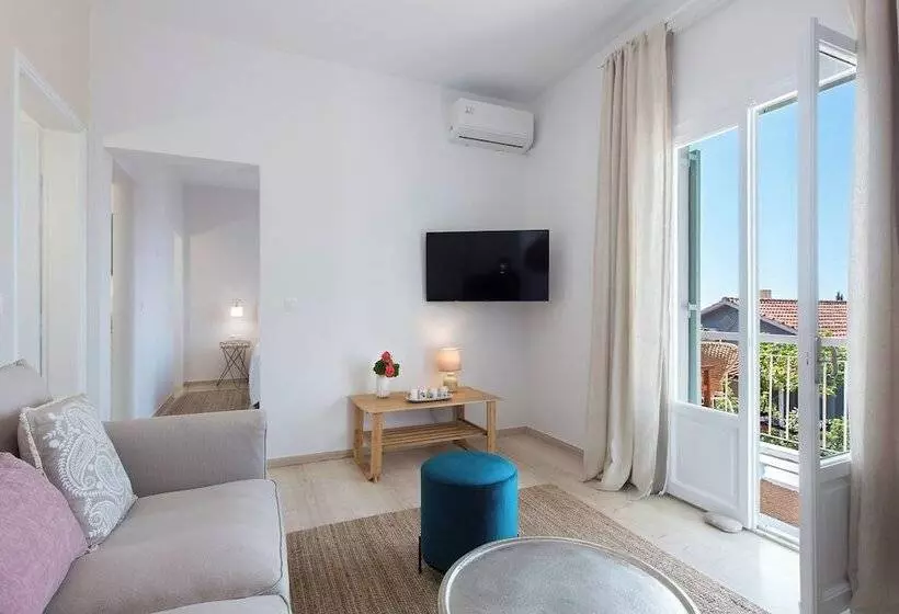 Reana Elegant Apartments By Konnect, Barbati