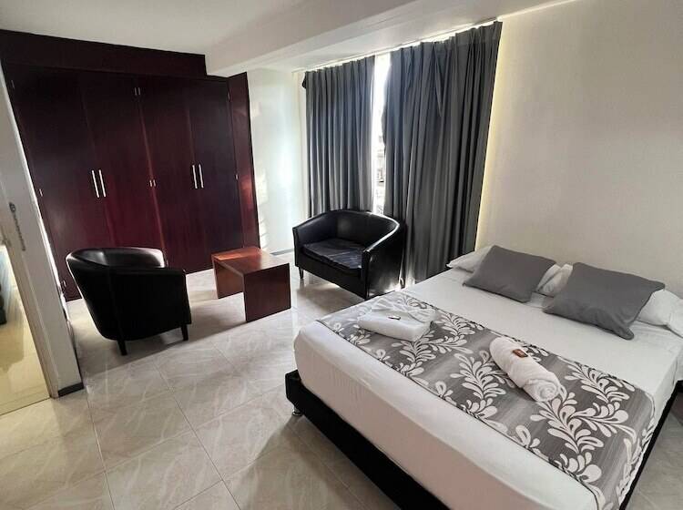 هتل Boutique Santa Ana