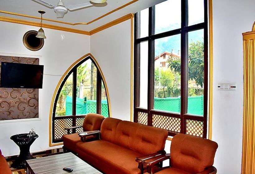 Отель Northland Residency