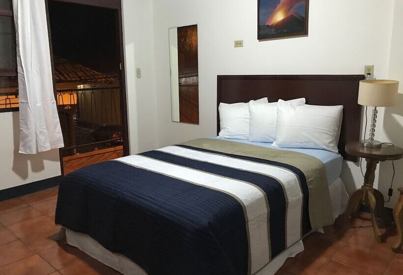 Общежитие El Portal 1610