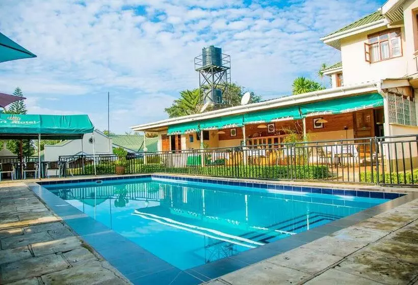 هاستل Fort Motel
