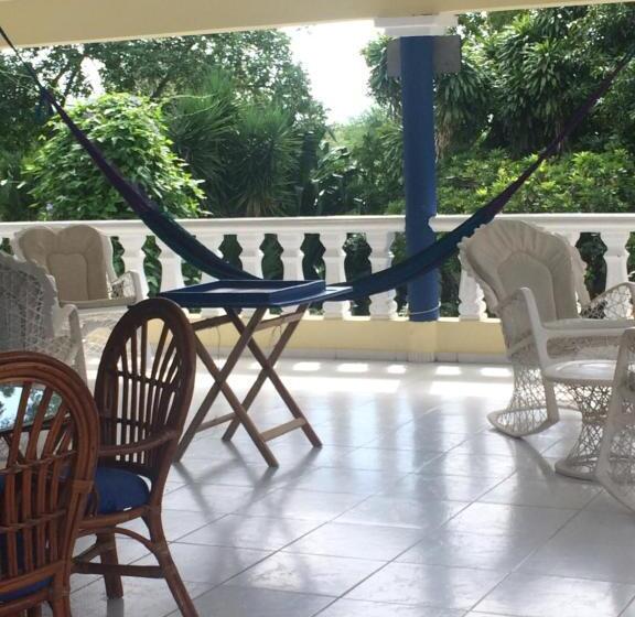 هاستل Sana El Jardin Secreto