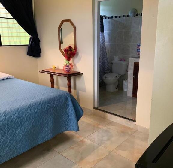 هاستل Sana El Jardin Secreto