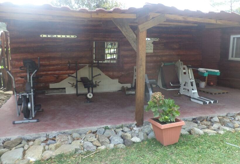 צימר Fireside Inn And Grill