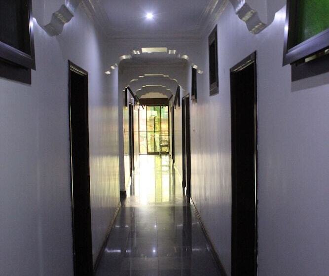 تختخواب و صبحانه Ministers Village