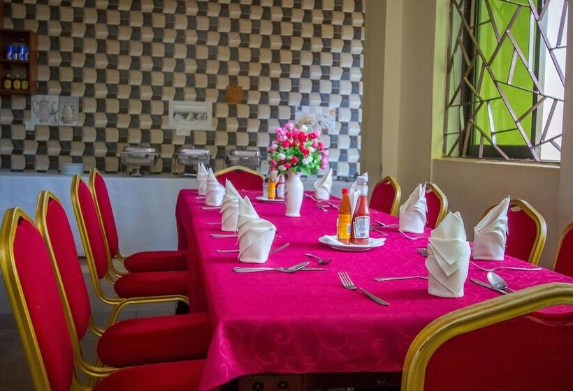 تختخواب و صبحانه Ministers Village