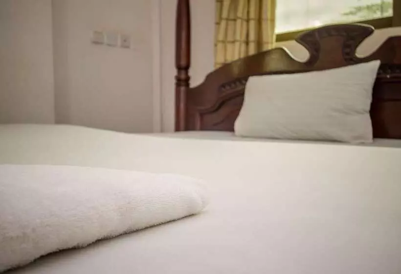Bed and Breakfast Ministers Village