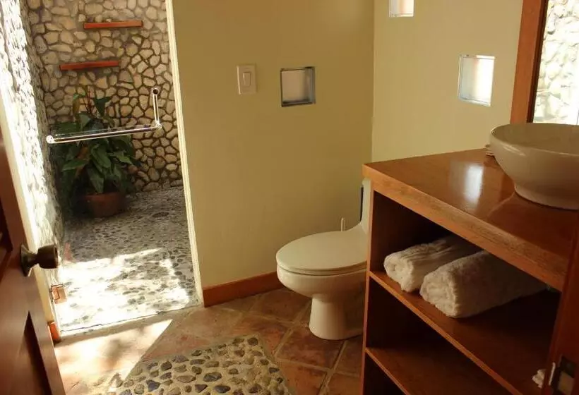 Coral Beach Village Resort