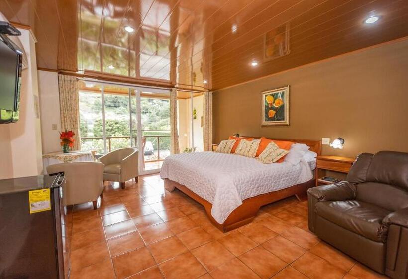 El Oasis Hotel Y Restaurante