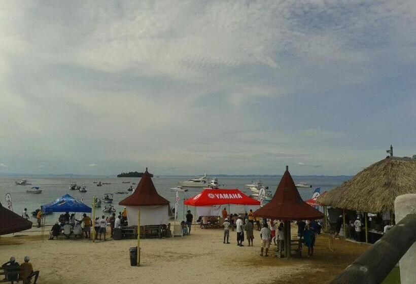 Hibiscus House Bed And Breakfast