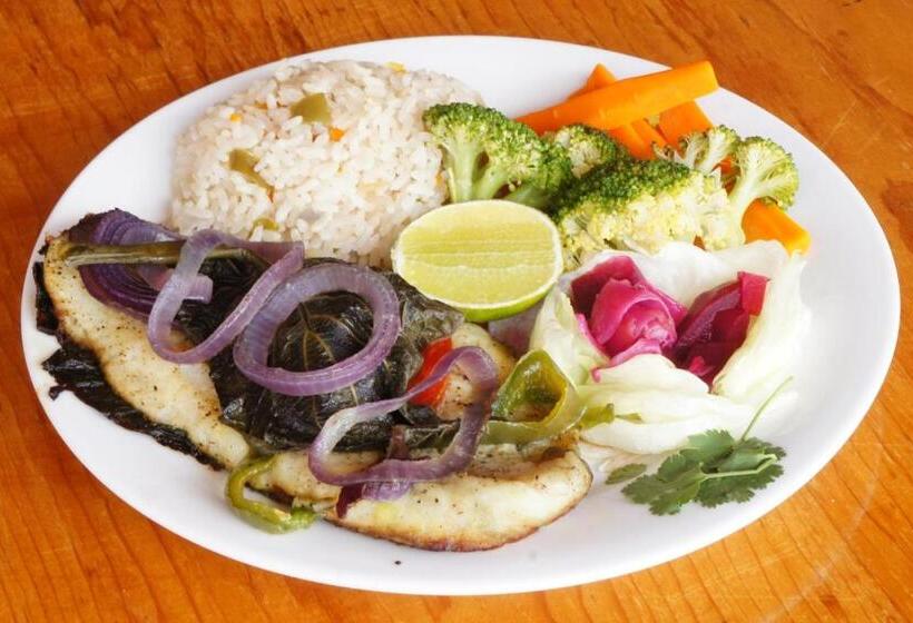 هتل And Restaurant Guancascos