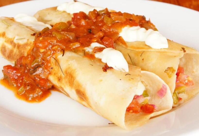 هتل And Restaurant Guancascos