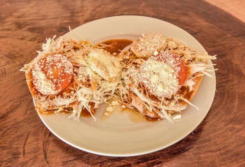 هتل And Restaurant Guancascos