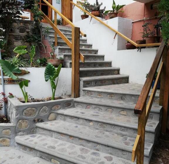 هتل And Restaurant Guancascos