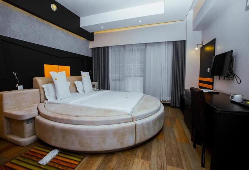 Отель Gold Crest