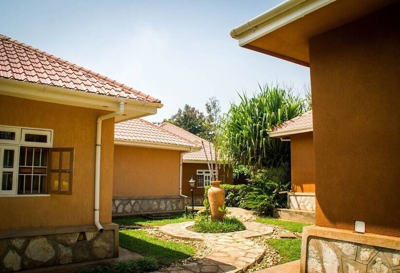 هتل Kabalega Resort Masindi
