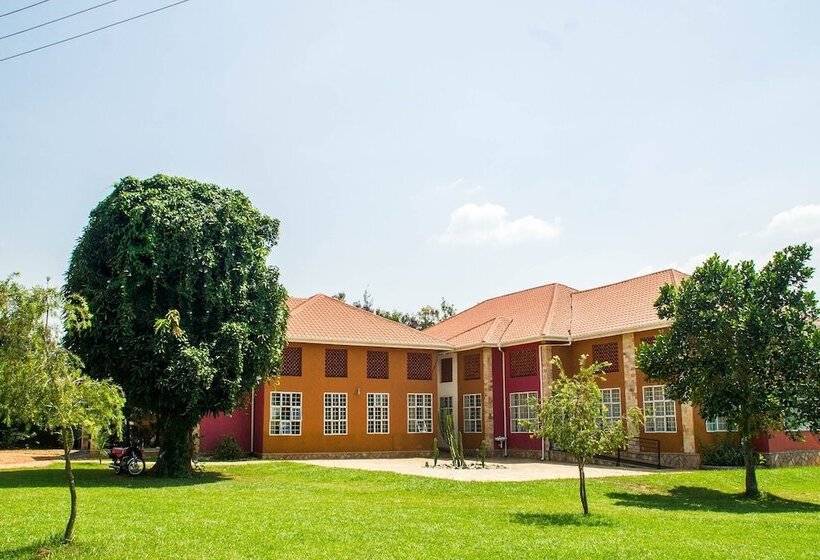 هتل Kabalega Resort Masindi