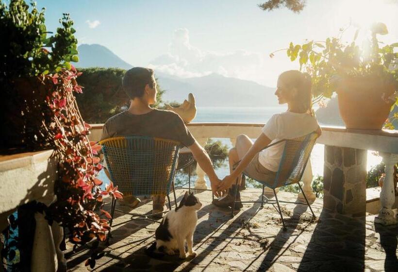 هتل La Casa Del Mundo