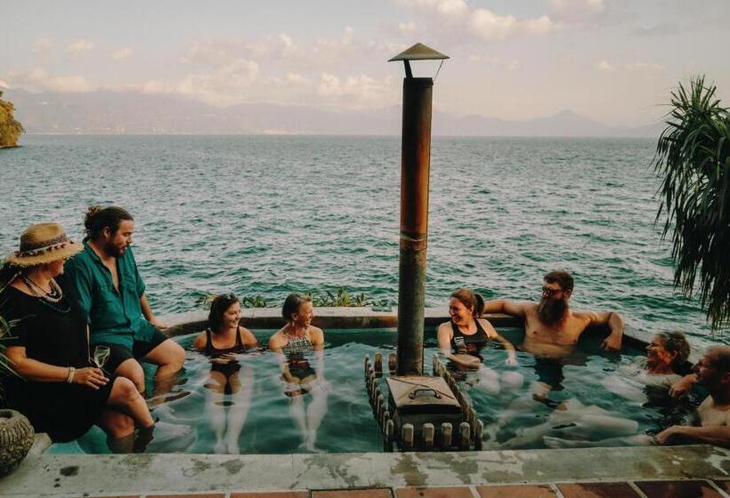 هتل La Casa Del Mundo