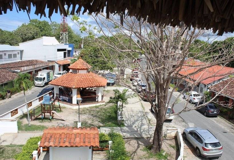 בית מלון כפרי San Carlos Beach Inn