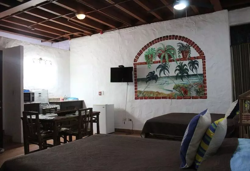 ホテル San Carlos Beach Inn