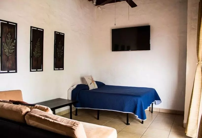 ホテル San Carlos Beach Inn