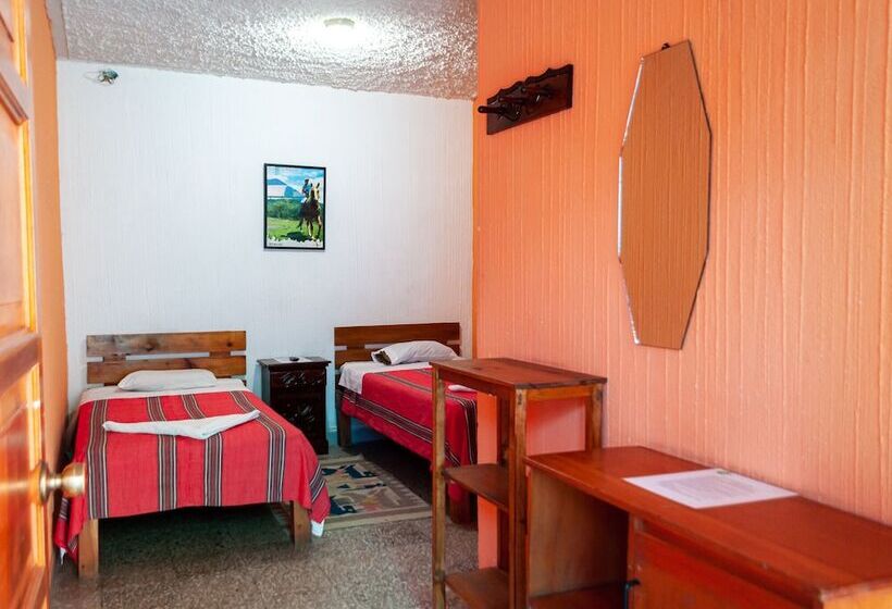 هتل Posada Gutierrez