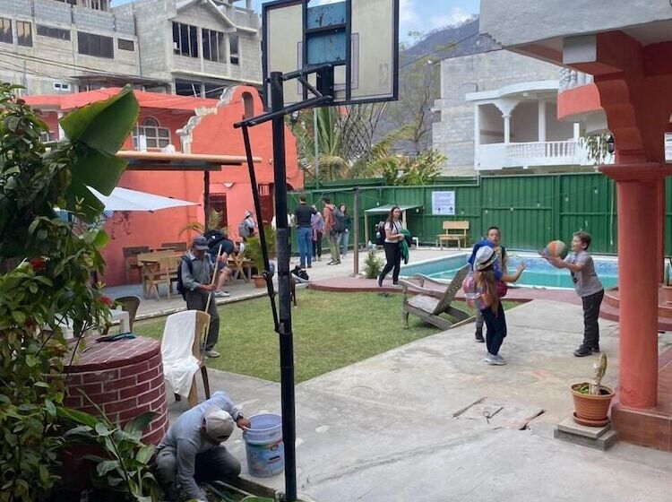 هتل Posada Gutierrez