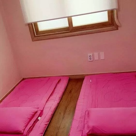 Gangneung Ing Guesthouse Hostel