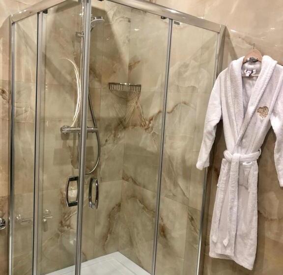 Otel Chernivtsi Arbat