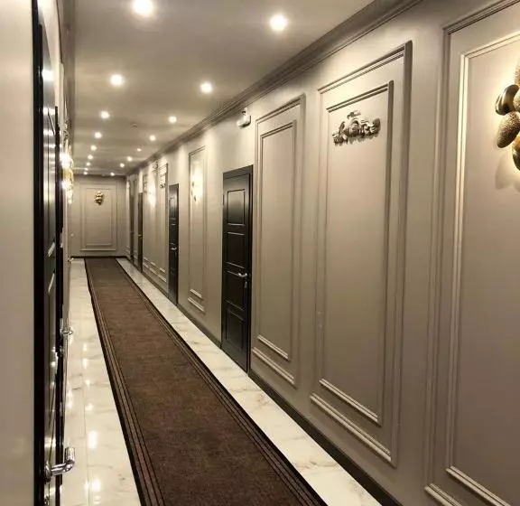 Hotelli Chernivtsi Arbat