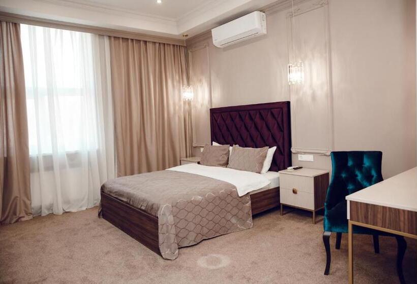 Otel Chernivtsi Arbat