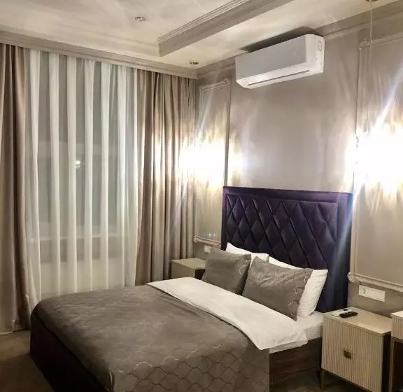 Hotelli Chernivtsi Arbat