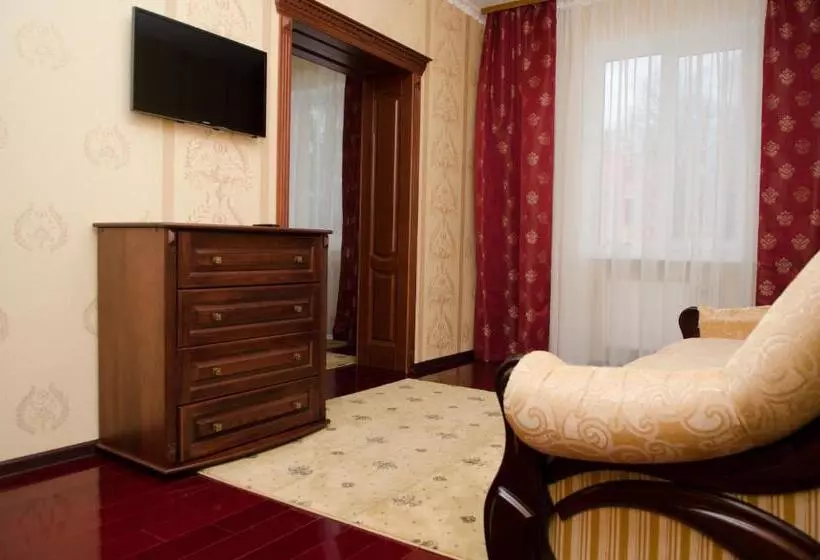 Hotel Naftusya