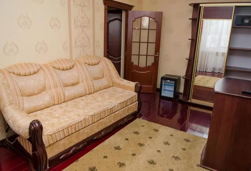 Hotel Naftusya