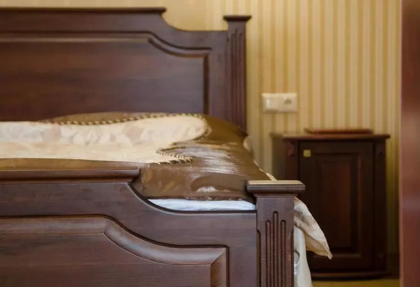 Hotel Naftusya