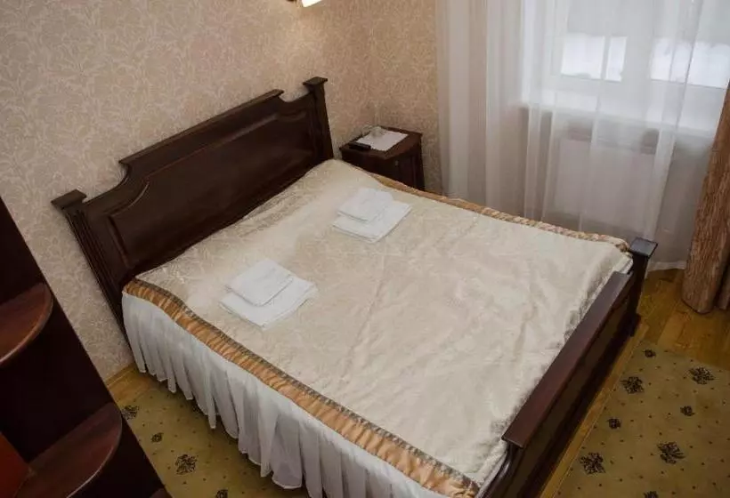 Hotel Naftusya