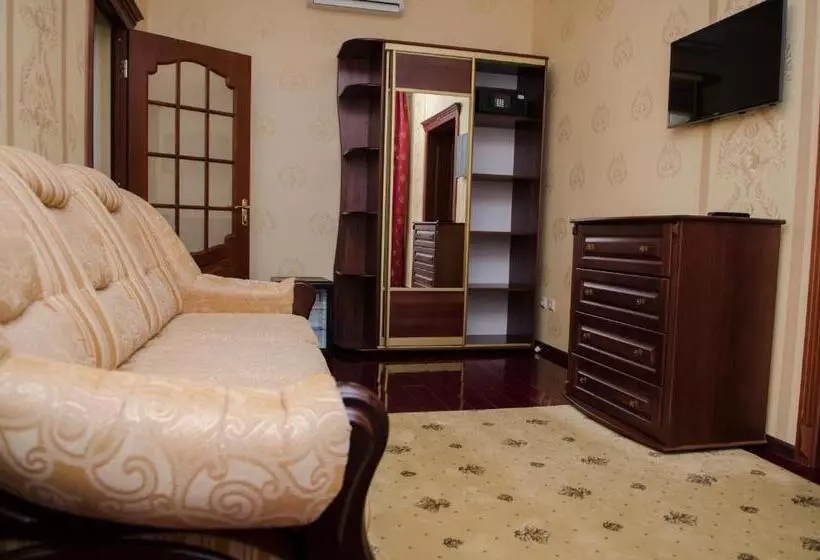 Hotel Naftusya