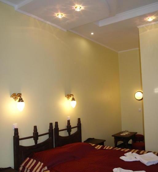 בית מלון כפרי Patkovski Gold