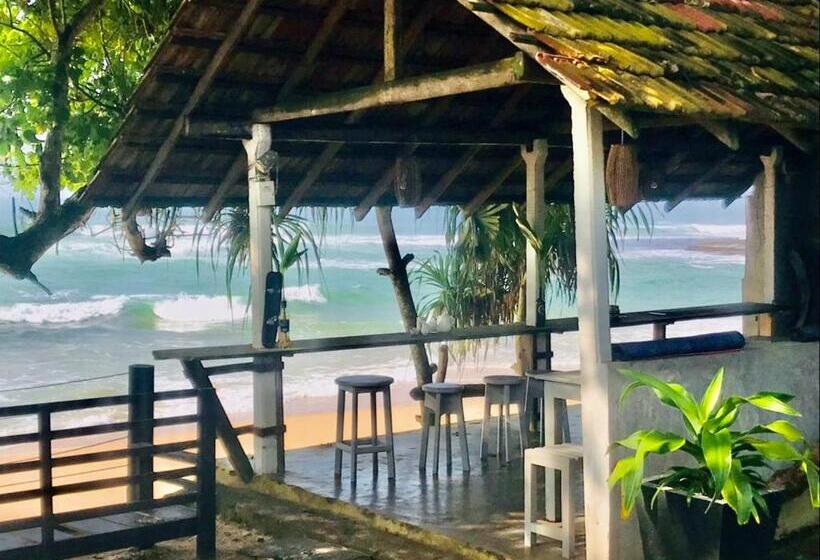 Отель Sea View Villa