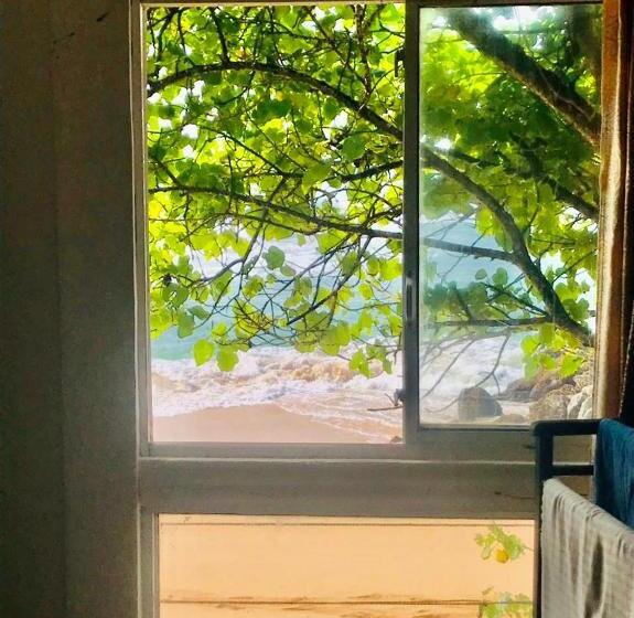 Отель Sea View Villa