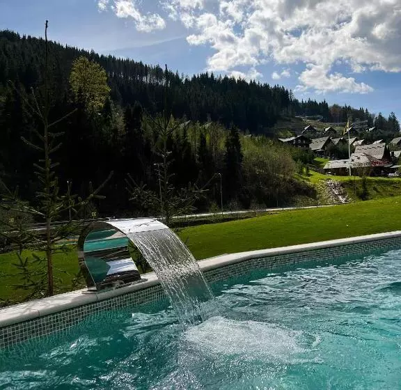 ホテル Skilandhouse