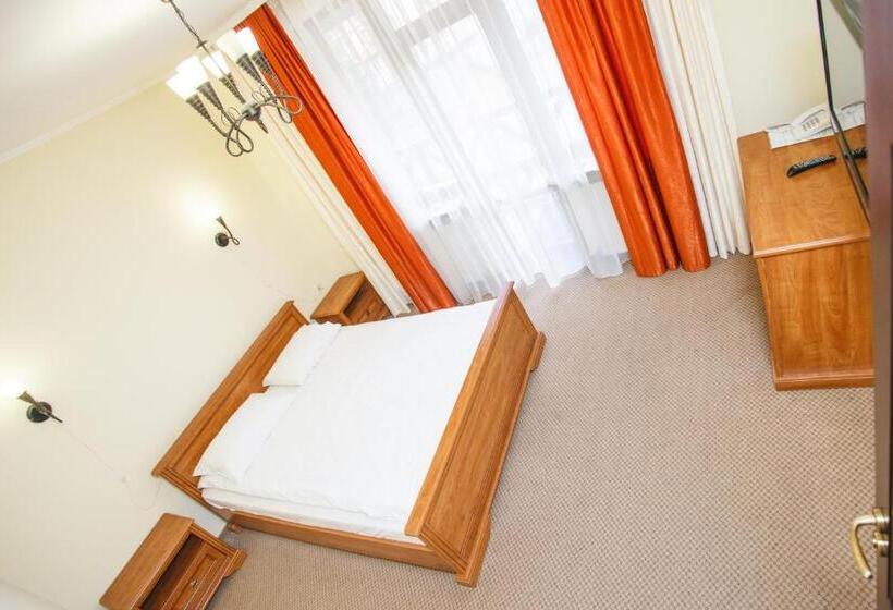 فندق Skilandhouse