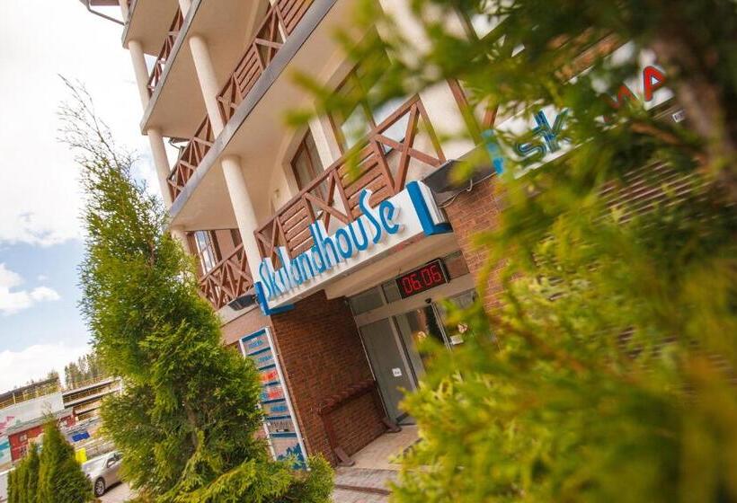 فندق Skilandhouse