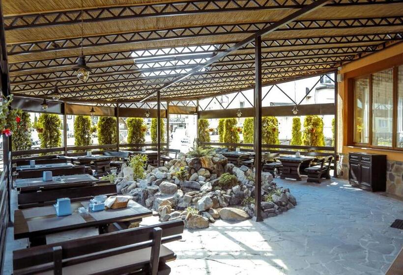 هتل Sonyachniy Promin