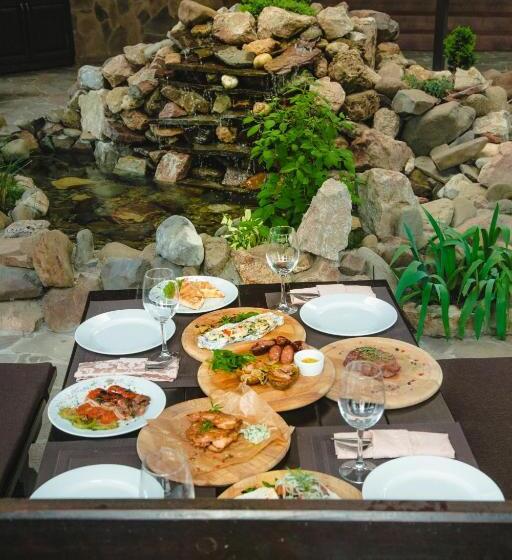 هتل Sonyachniy Promin