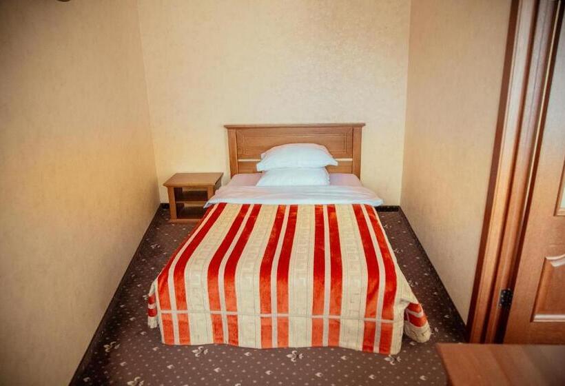 هتل Sonyachniy Promin