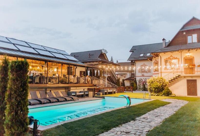 Hotel Vedmezhyi Dvir